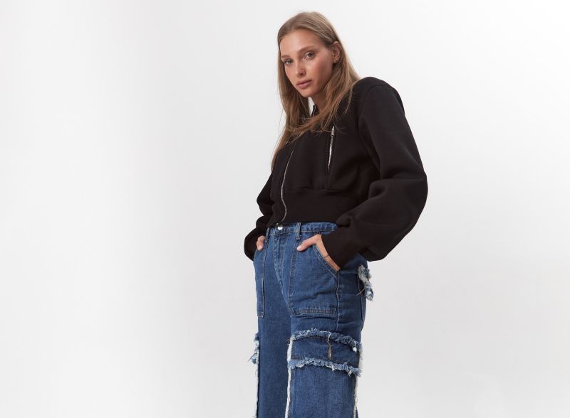 Выбираю темную сторону, у них печеньки: как правильно носить total black, чтобы не выглядеть мрачно весной?